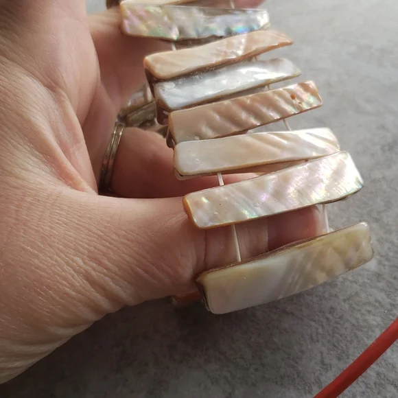 Shell bracelet - Picture 2 of 4